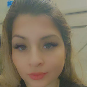 Meet your Posher, Ana